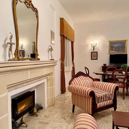 Seaview Luxury Flat 4 Bedrooms Daire Sliema