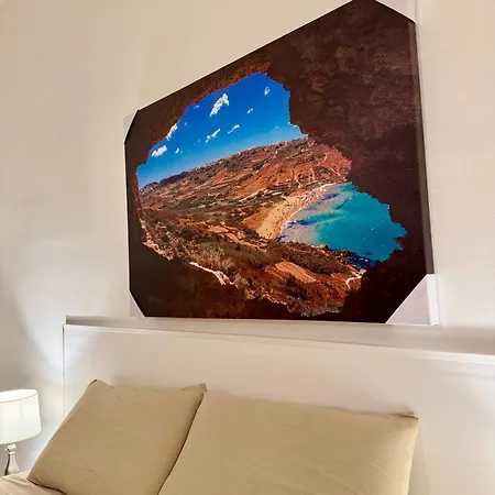 Seaview Luxury Flat 4 Bedrooms Διαμέρισμα Σλιέμα