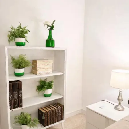 Seaview Luxury Flat 4 Bedrooms شقة